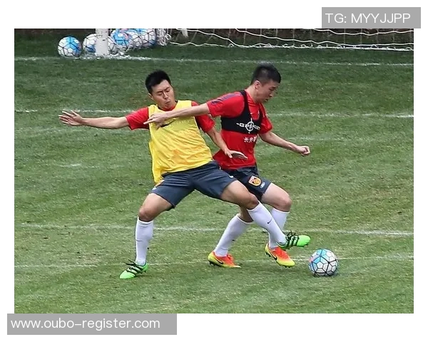 格斗足球竞技场:激情碰撞的全新运动体验与战术对抗之旅 格斗足球竞技场:激情碰撞的全新运动体验与战术对抗之旅